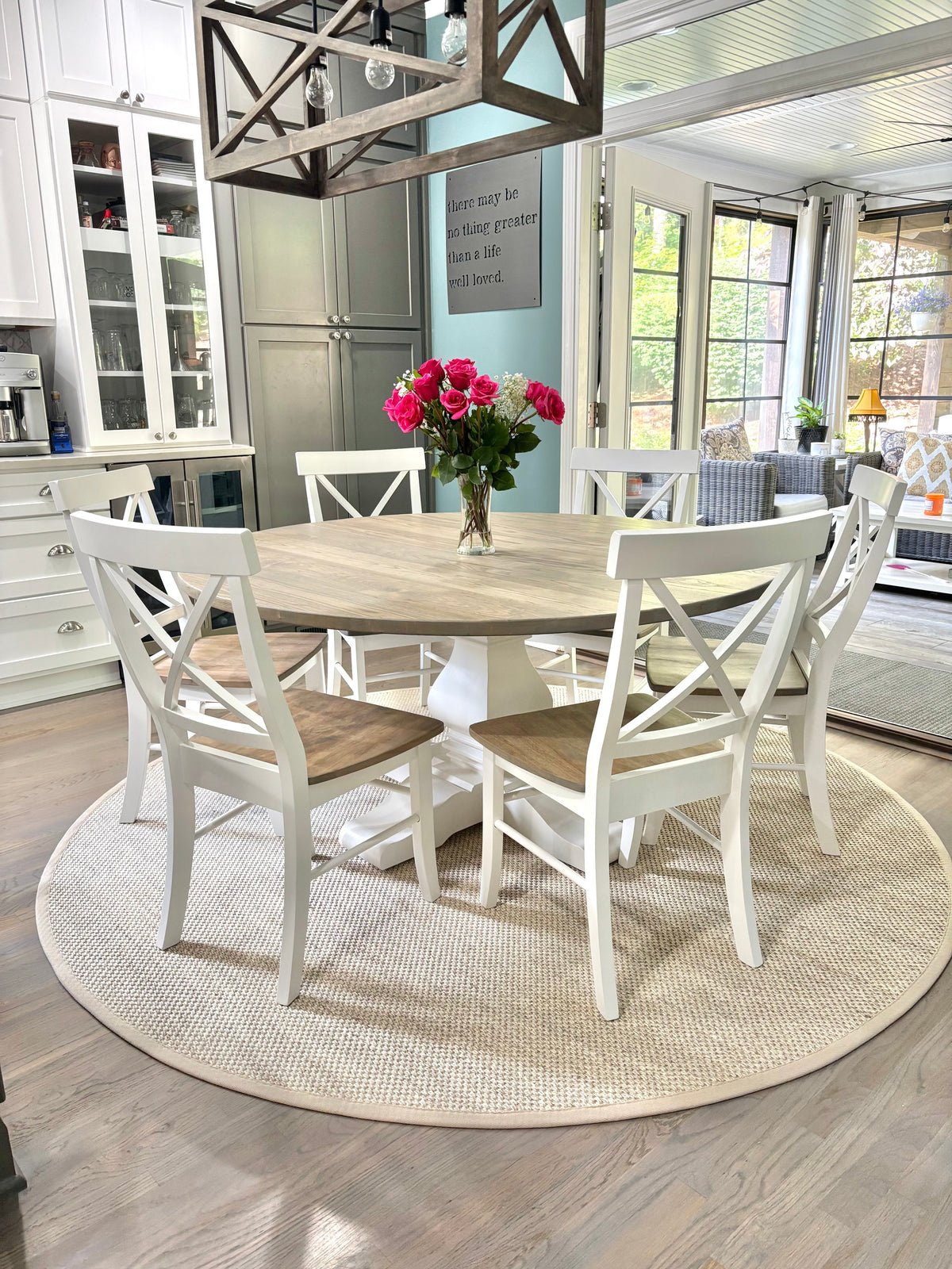 Round Dining Tables